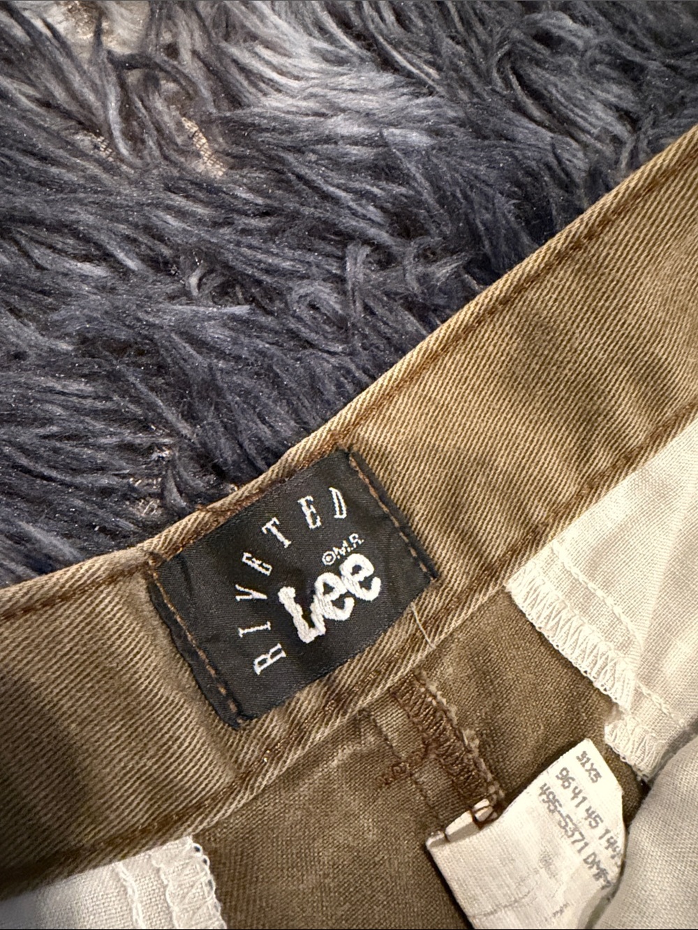 High-Rise Pleated Bermuda Shorts in Olive - Picture 3 of 5